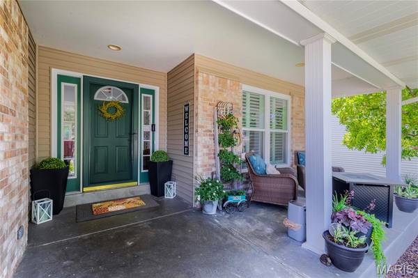 830 Harmony TER, Lake St Louis, MO 63367