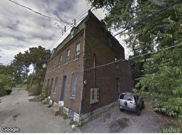 1418 Bremen AVE #R, St Louis, MO 63107