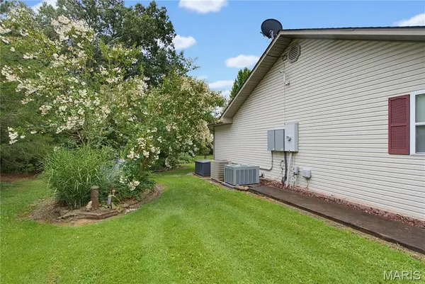 4806 County Road 534, Poplar Bluff, MO 63901