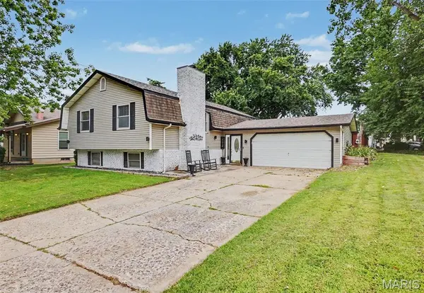 112 Sutters Mill RD, St Peters, MO 63376