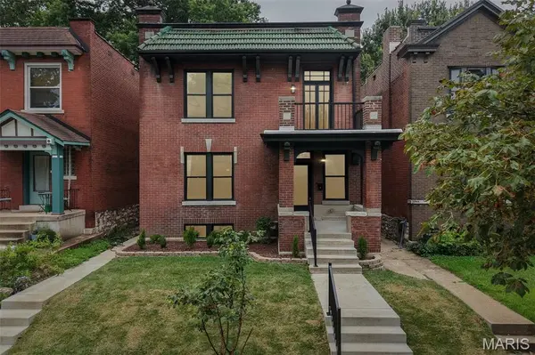3940 Hartford ST, St Louis, MO 63116