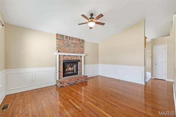 88 Mallard Pointe DR, O'fallon, MO 63368