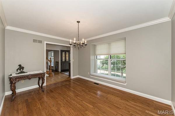 47 Fox Meadows CT, St Charles, MO 63303