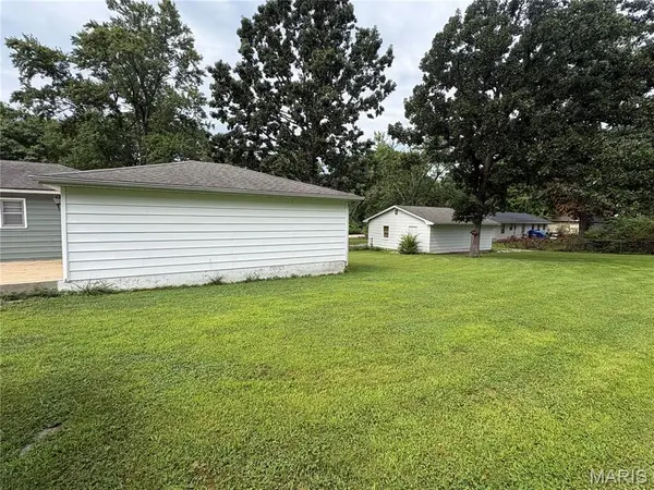42 Spruce ST, Viburnum, MO 65566