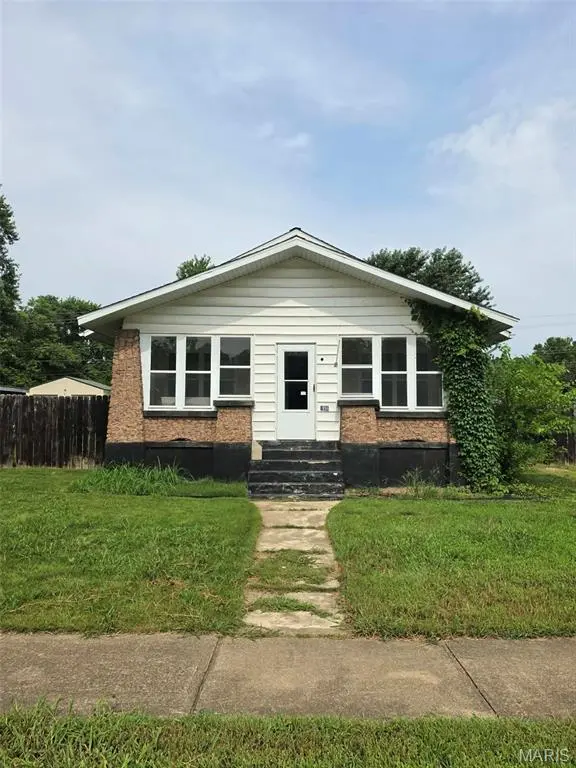 704 Camilla ST, Park Hills, MO 63601