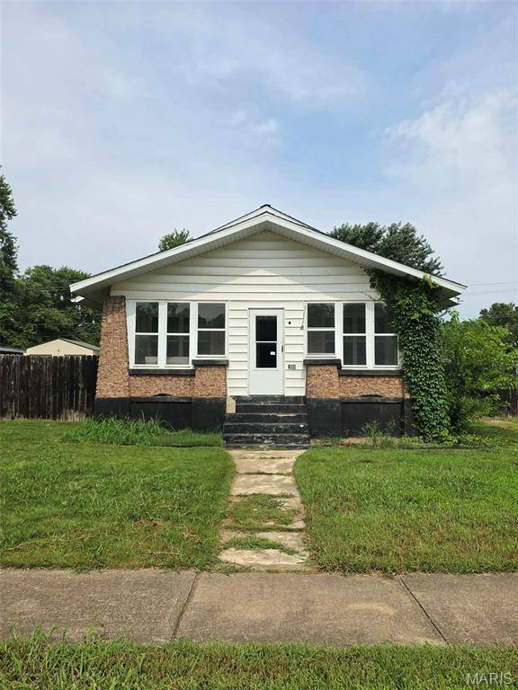 704 Camilla ST, Park Hills, MO 63601