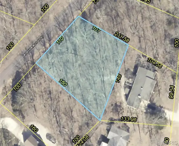 125 N Kings RD, Lake Sherwood, MO 63357