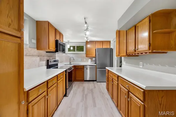 416 Marina DR, Marthasville, MO 63357