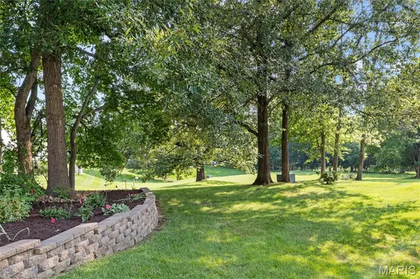 241 Greenburn DR, Weldon Spring, MO 63304