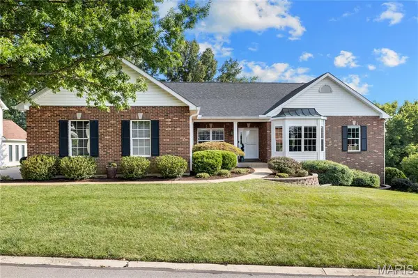 241 Greenburn DR, Weldon Spring, MO 63304