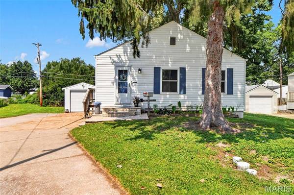 3591 Saint Christopher LN, St Ann, MO 63074