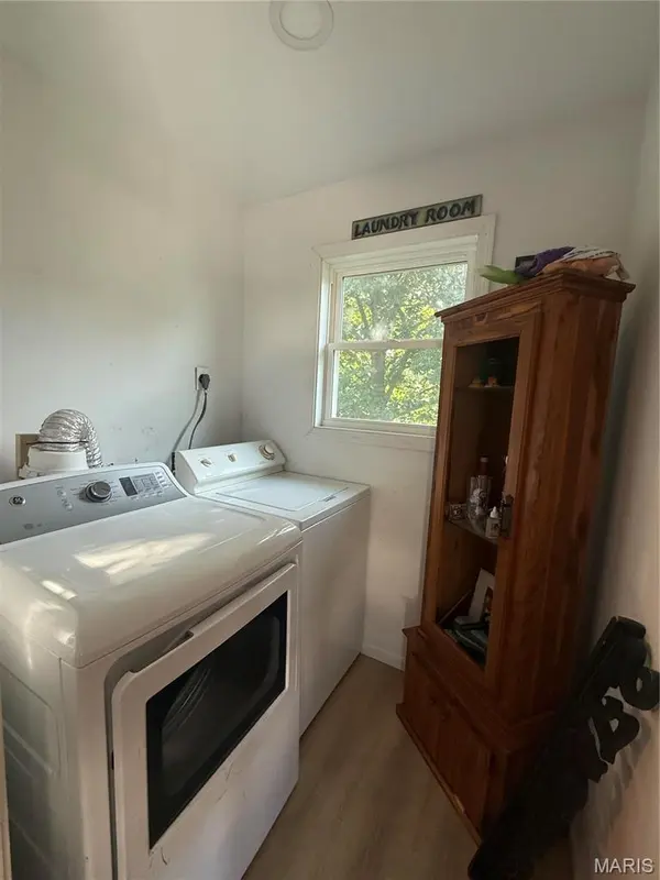 217 W Bates ST, La Plata, MO 63549