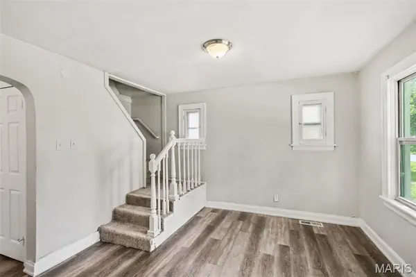 831 Abston ST, St Louis, MO 63135