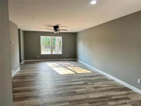 831 Bell DR, Farmington, MO 63640