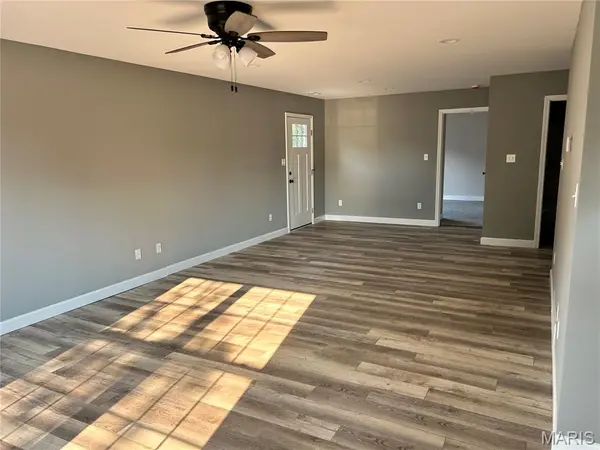 831 Bell DR, Farmington, MO 63640