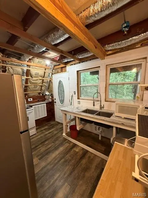 9166 Mohican #9162 DR, French Village, MO 63036