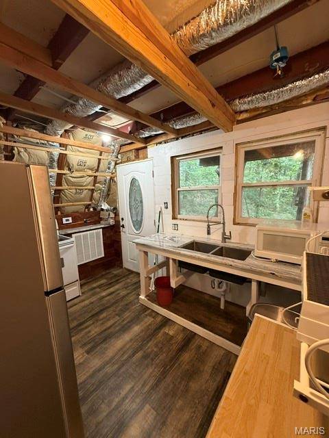 9166 Mohican #9162 DR, French Village, MO 63036