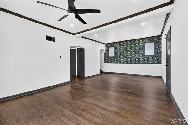 4675 Dewey AVE, St Louis, MO 63116