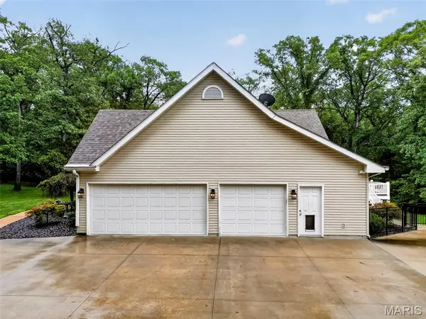 26303 Bubbling Brook CT, Foristell, MO 63348