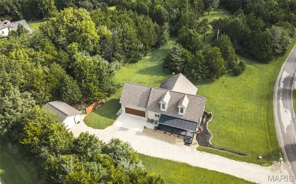 14795 Private Drive 1122, St James, MO 65559