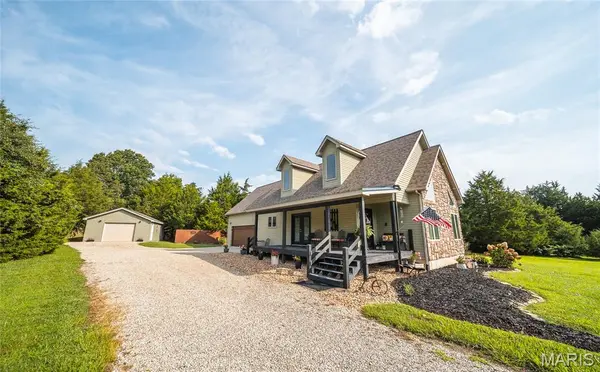 14795 Private Drive 1122, St James, MO 65559