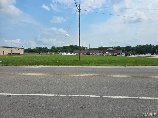 TBD East State Route 40, Greenville, IL 62246