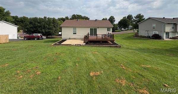 6224 Yellow Brick RD, Washington, MO 63090