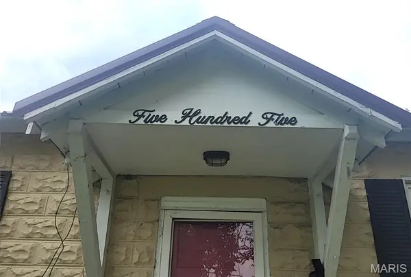 505 S Prairie ST, Sikeston, MO 63801