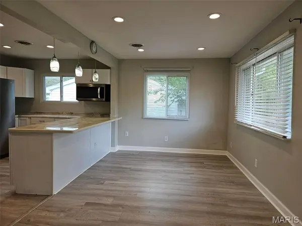 22054 Hwy Y, St Robert, MO 65584