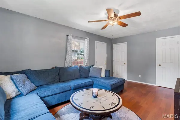 36 Cedar DR, Pacific, MO 63069