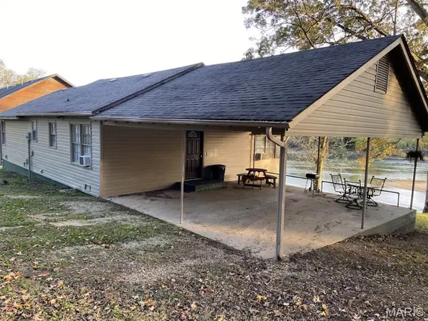 227 Walleye ln, Doniphan, MO 63935
