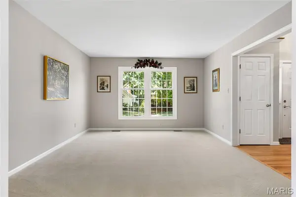3523 Brookwood CIR, St Charles, MO 63301