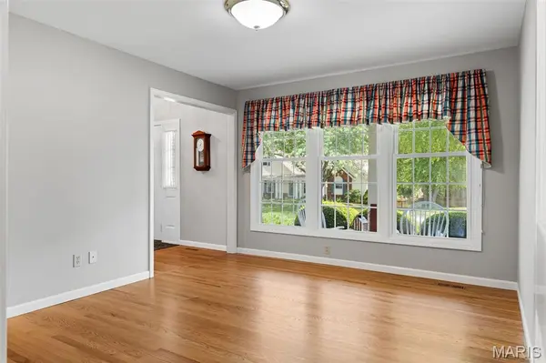 3523 Brookwood CIR, St Charles, MO 63301