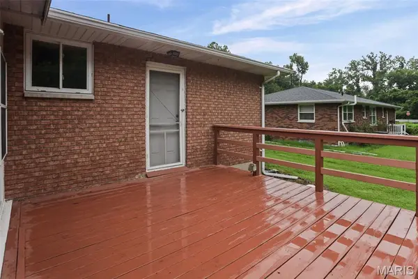 3303 Mission, Alton, IL 62002