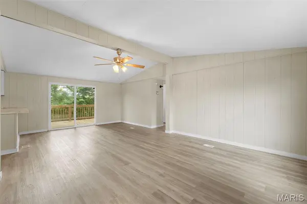 201 Arborview DR, Villa Ridge, MO 63089