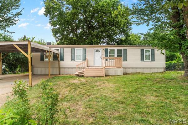 201 Arborview DR, Villa Ridge, MO 63089