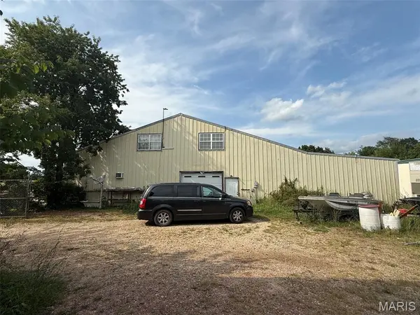 10060 HWY M, Caledonia, MO 63631