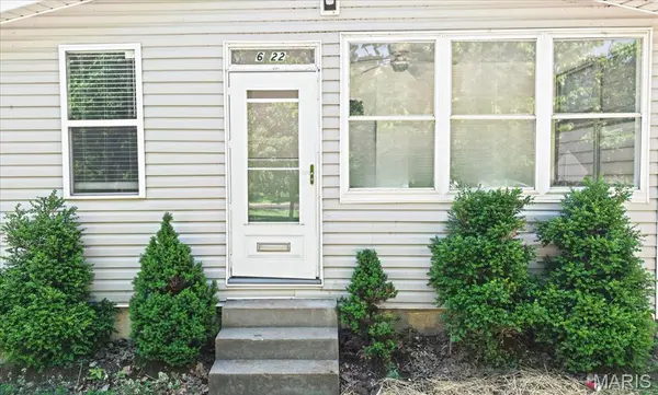 6222 Carlsbad AVE, St Louis, MO 63116
