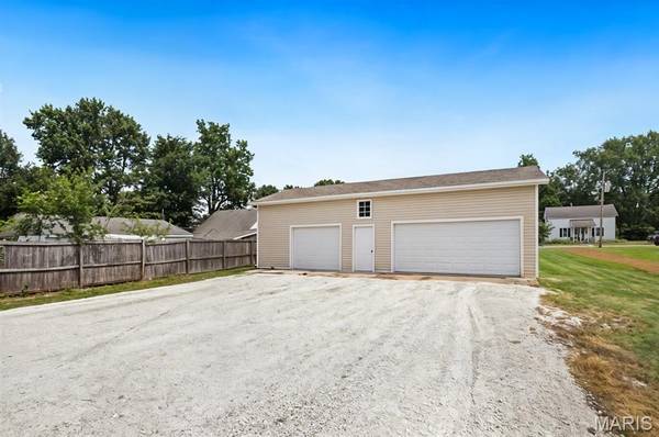 519 S Walnut ST, Gerald, MO 63037