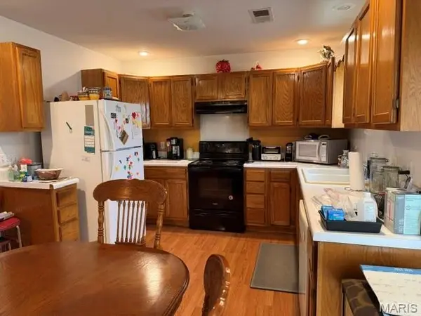 807 Cotton Ridge Drive, Sikeston, MO 63801