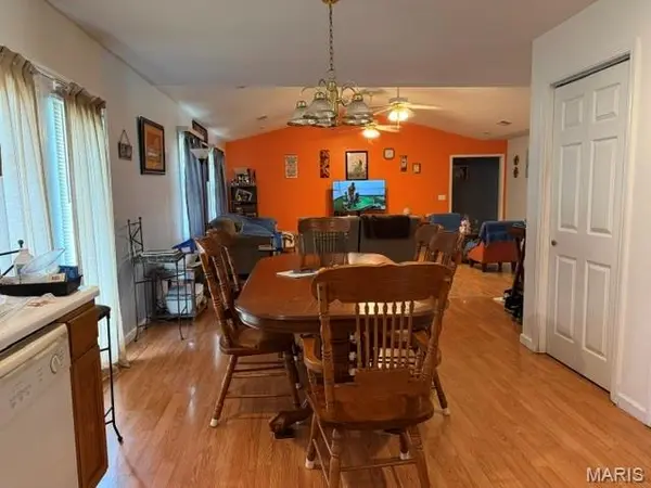 807 Cotton Ridge Drive, Sikeston, MO 63801