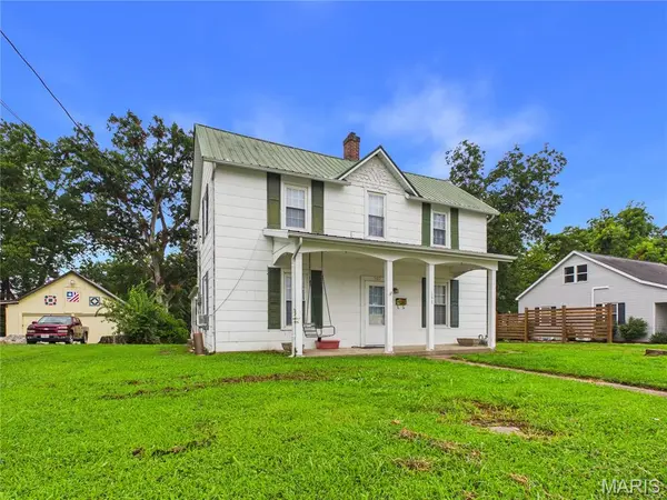 300 S Spring ST, Perryville, MO 63775