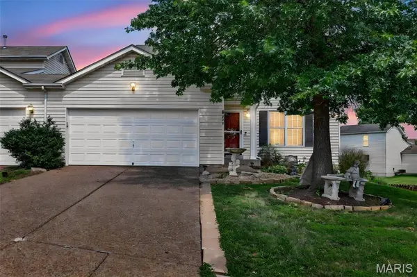 247 John Charles DR #2163B, Wentzville, MO 63385