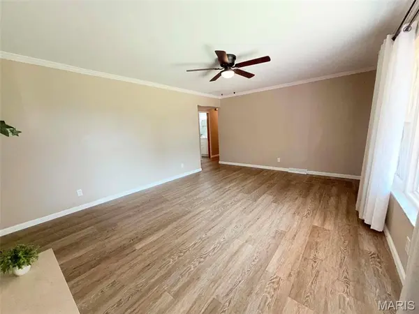 1613 Wellington DR, Granite City, IL 62040