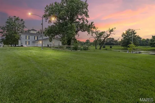 401 E Fairgrounds AVE, Jerseyville, IL 62052
