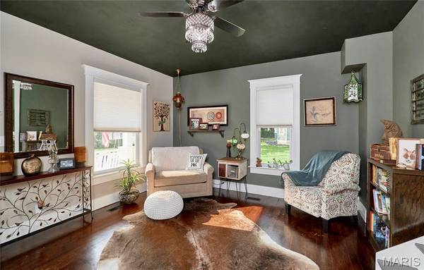 105 N Three ST, Marthasville, MO 63357