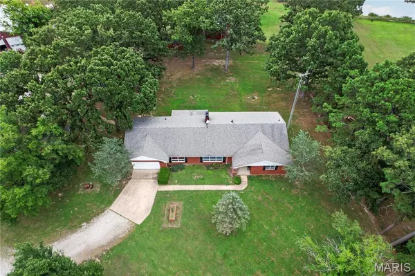 21994 Spruce RD, Waynesville, MO 65583