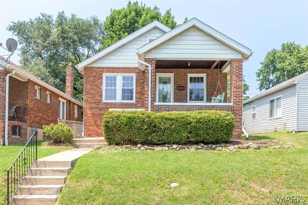 1457 Sproule AVE, St Louis, MO 63139