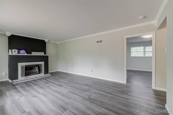 2239 Entity AVE, St Louis, MO 63114