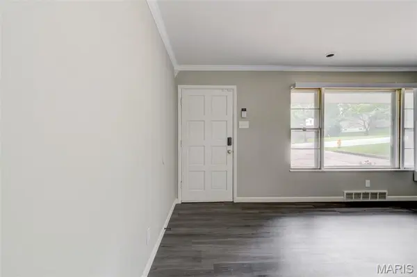 2239 Entity AVE, St Louis, MO 63114